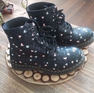 Dr. Marten boots